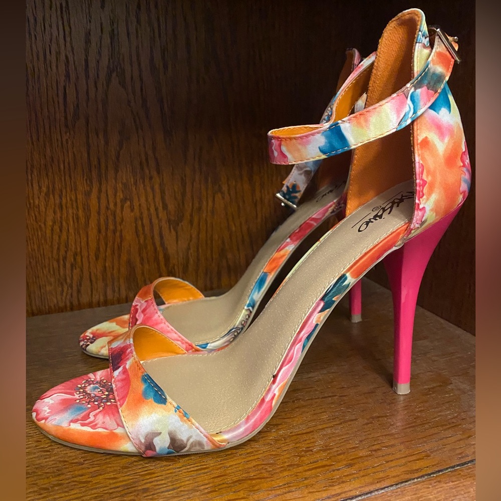 Mossimo floral ankle strap stiletto sandals